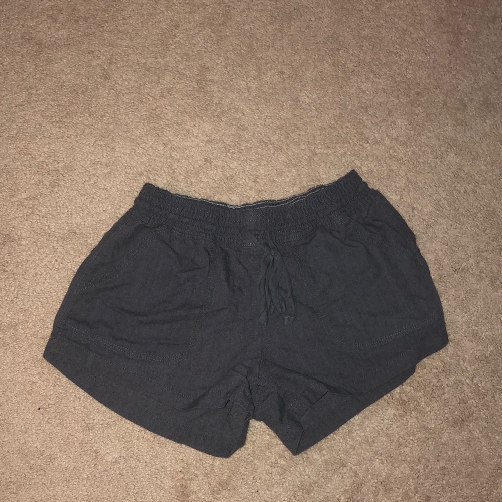 Gray/blue shorts
